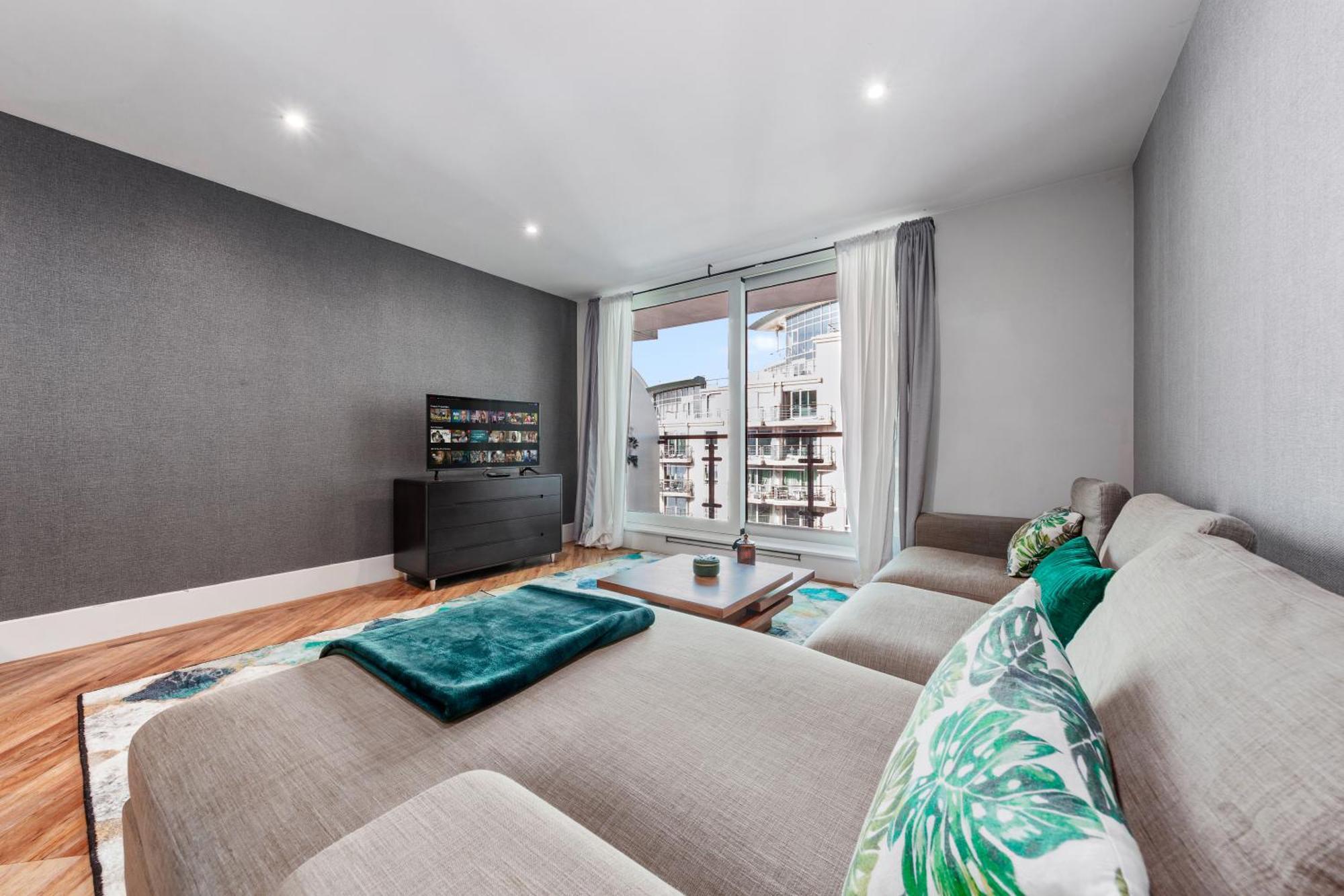 Vauxhall Large 2Bedroom Central London With Amazing River View Panoramic Balcony Exterior photo