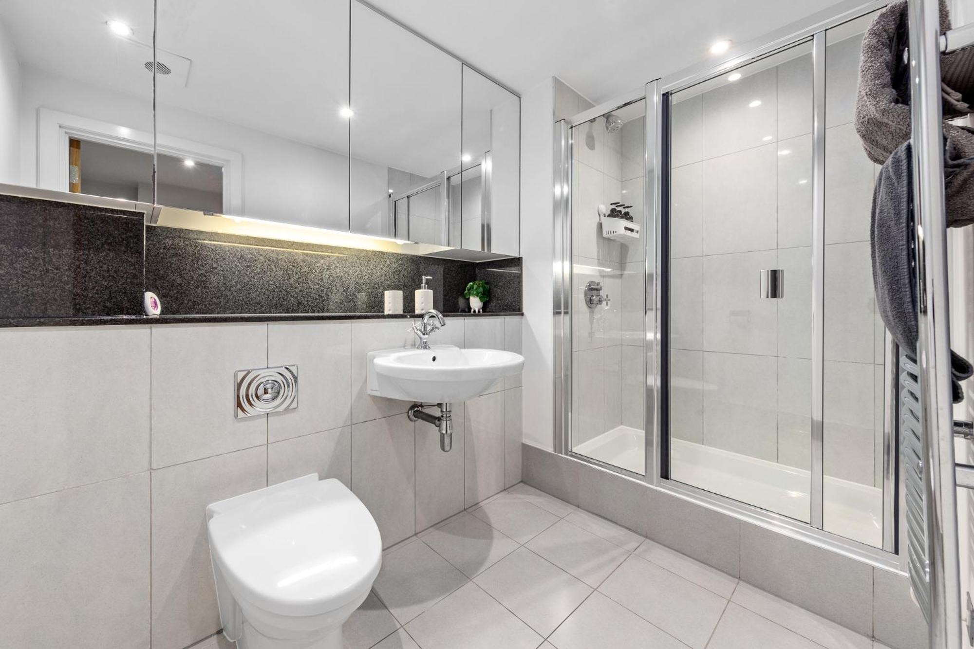 Vauxhall Large 2Bedroom Central London With Amazing River View Panoramic Balcony Exterior photo