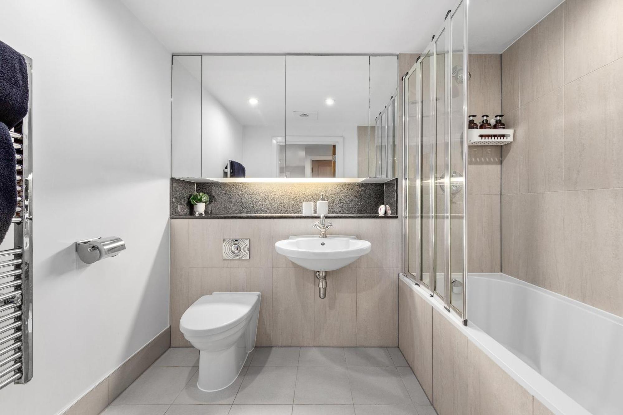 Vauxhall Large 2Bedroom Central London With Amazing River View Panoramic Balcony Exterior photo